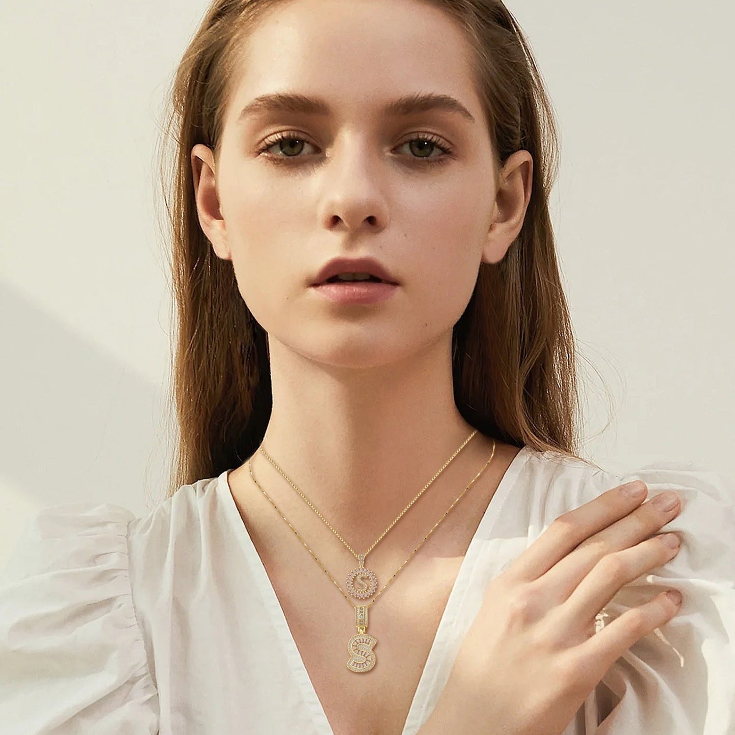 Initiale™ | Ensemble collier lettre en moissanite dorée