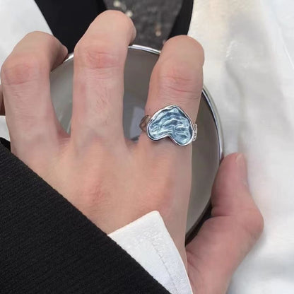 Amora™ | Bague en argent avec pierre bleue en forme de cœur