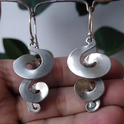 SilverLoom™ | Boucles d'oreilles vintage en spirale