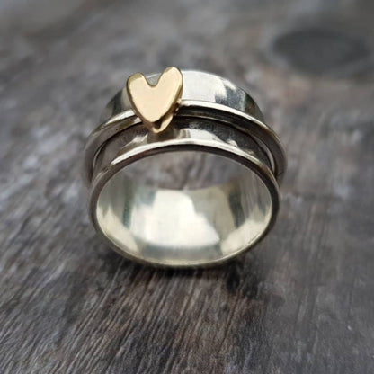 Lena™ | Bague vintage en argent pour femmes avec cœur en or