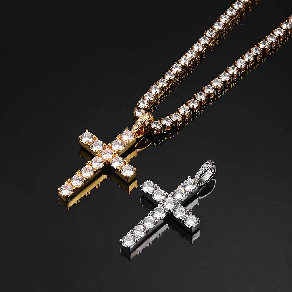 Faith™ | Collier croix en moissanite dorée