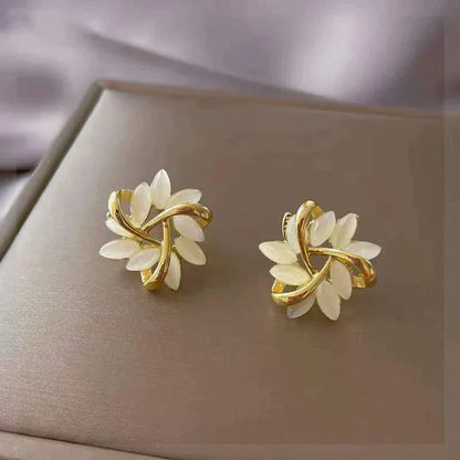 Lila™ | Boucles d'oreilles élégantes en opale blanche pour femmes