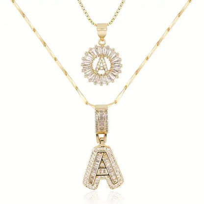 Initiale™ | Ensemble collier lettre en moissanite dorée