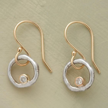 Aurielle™ | Boucles d'oreilles vintage en or et argent avec zircone