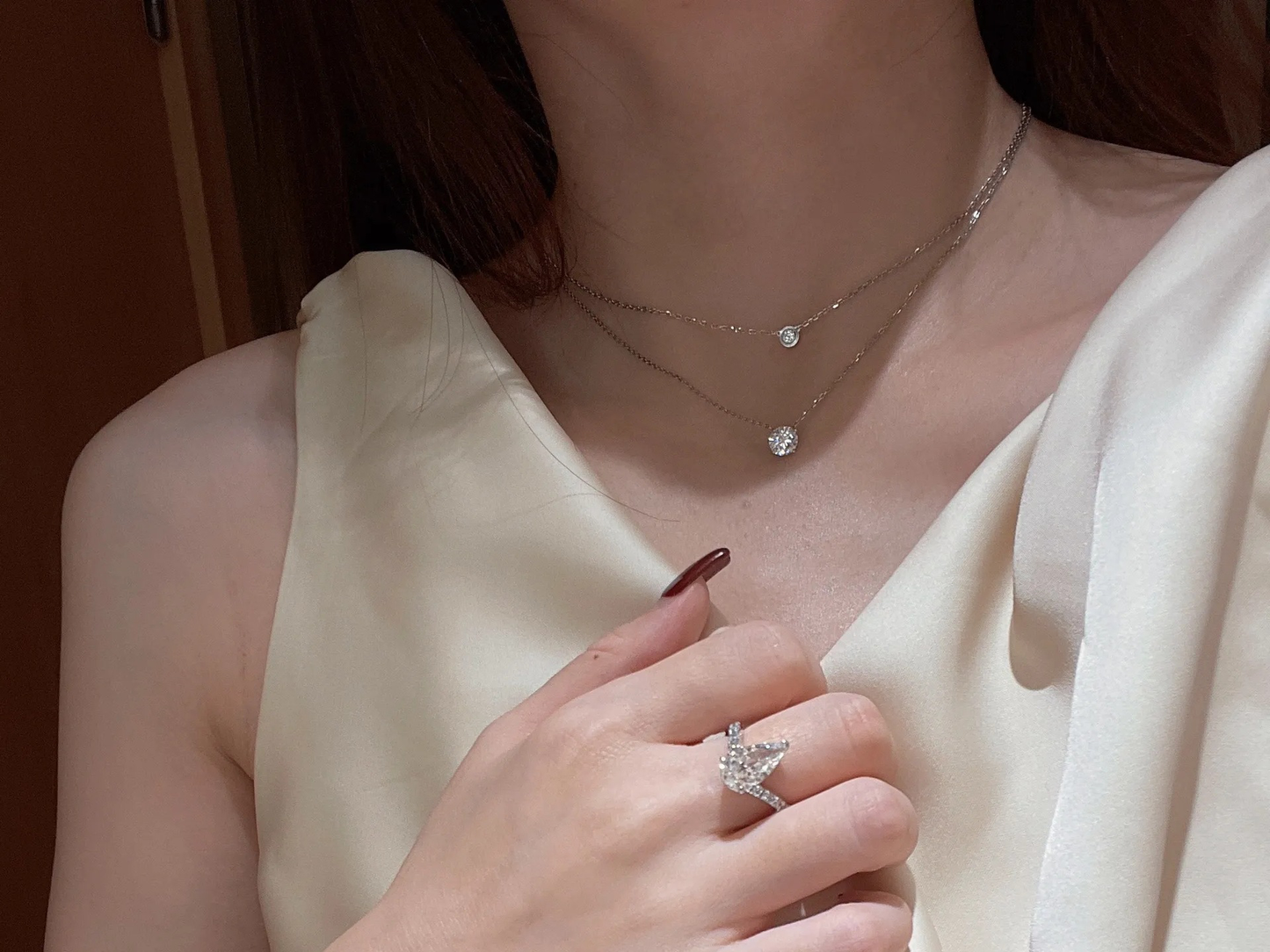 Clea™ | Collier avec pierre moissanite dorée